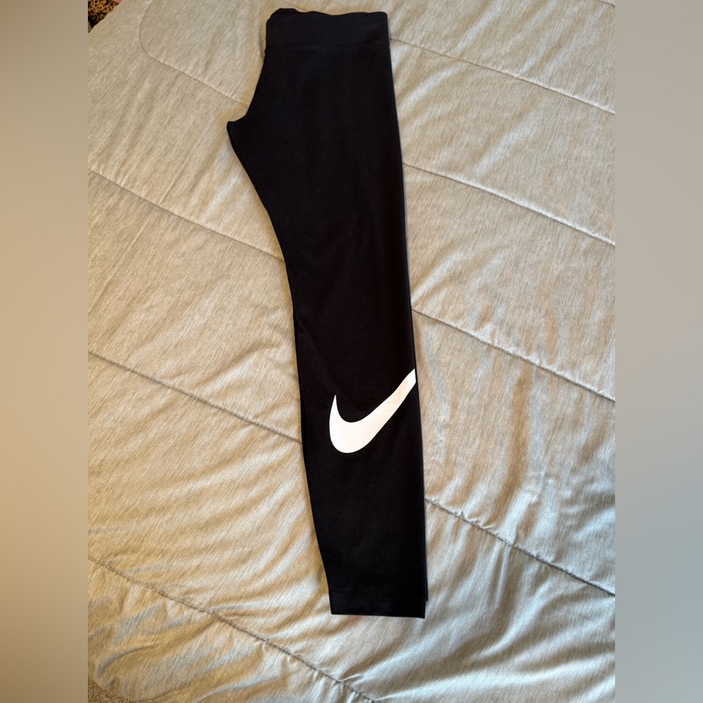 Nike Woman Black Leggings!